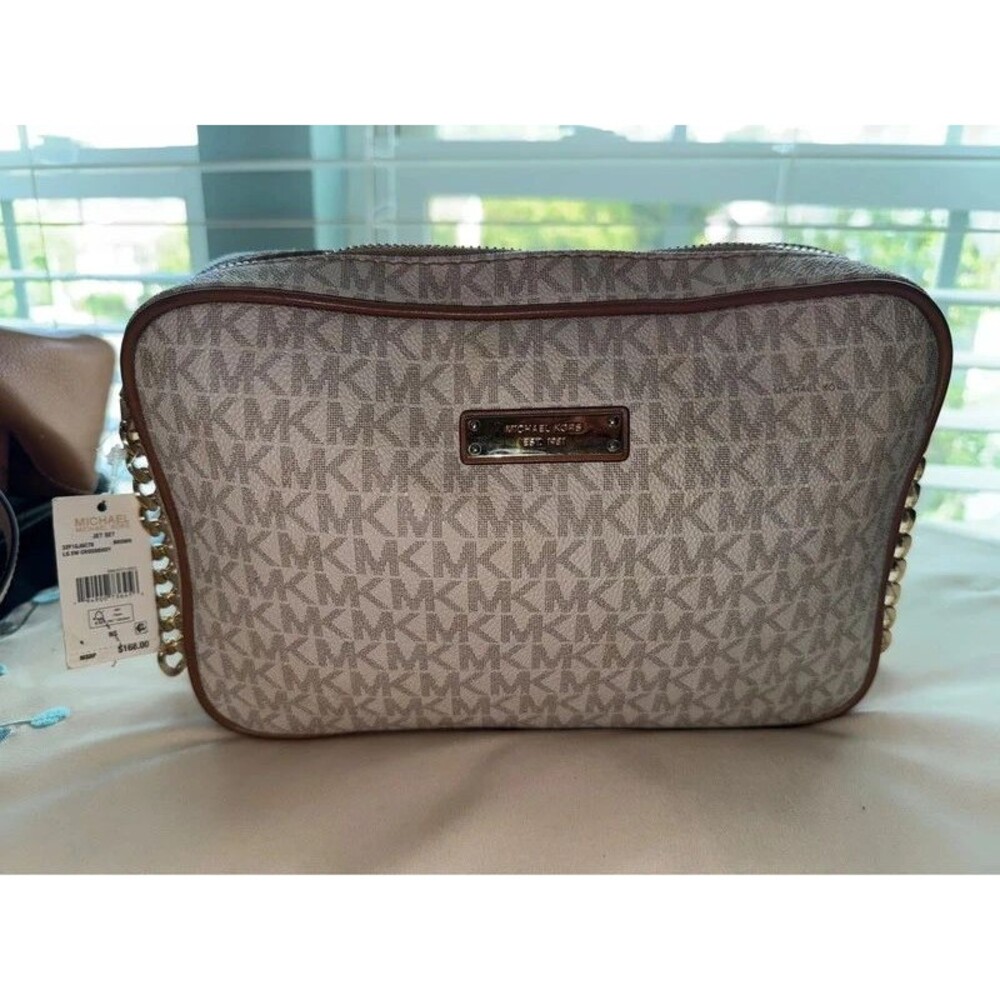 NWT Michael Kors Jet Set Large East West Crossbody Bag Vanilla / Acorn